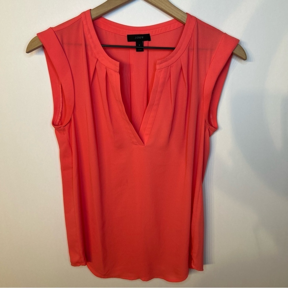 J.Crew Women’s Coral Pink Split Neck Sleeveless Top, Size 2 - Picture 1 of 9